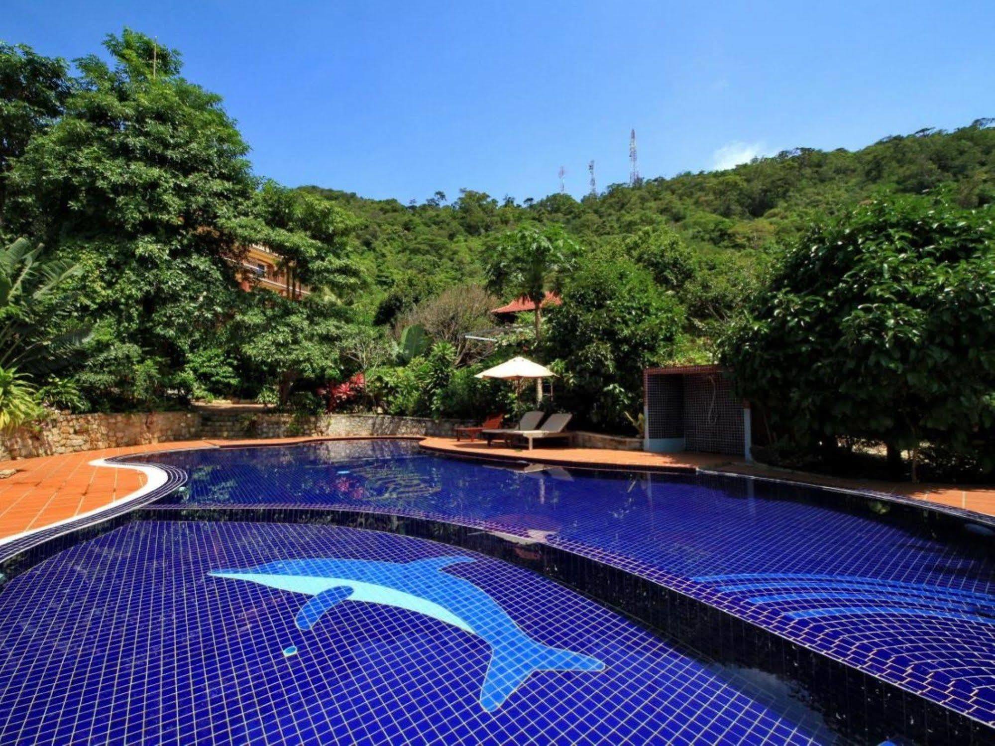 Spring Valley Resort Kep Bagian luar foto