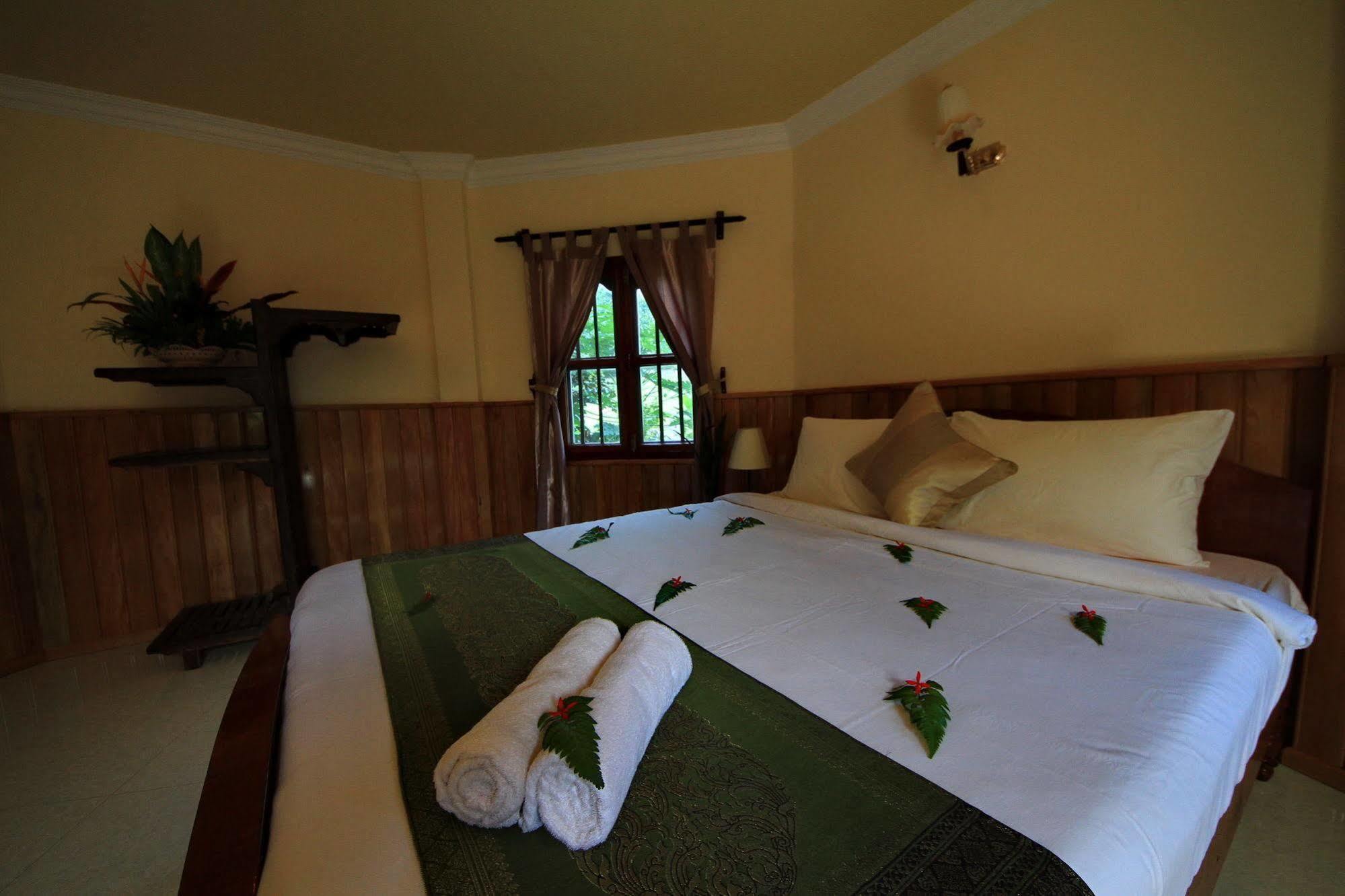 Spring Valley Resort Kep Bagian luar foto