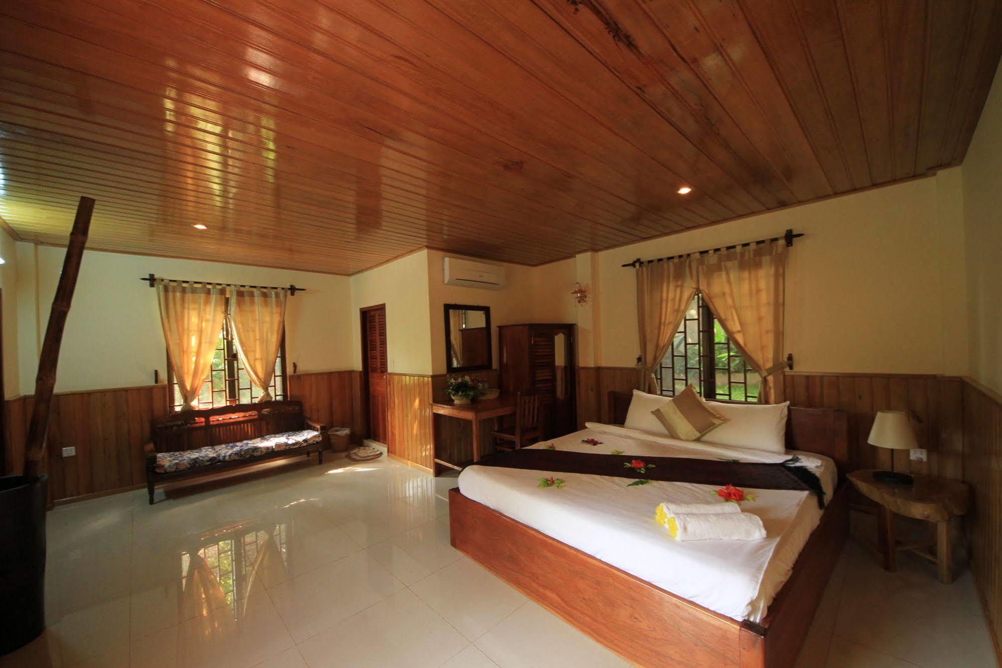 Spring Valley Resort Kep Bagian luar foto